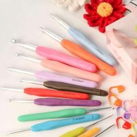 45-piece kit with crochet hooks, markers, tape measure - Knitting Kit multicolor - details 0