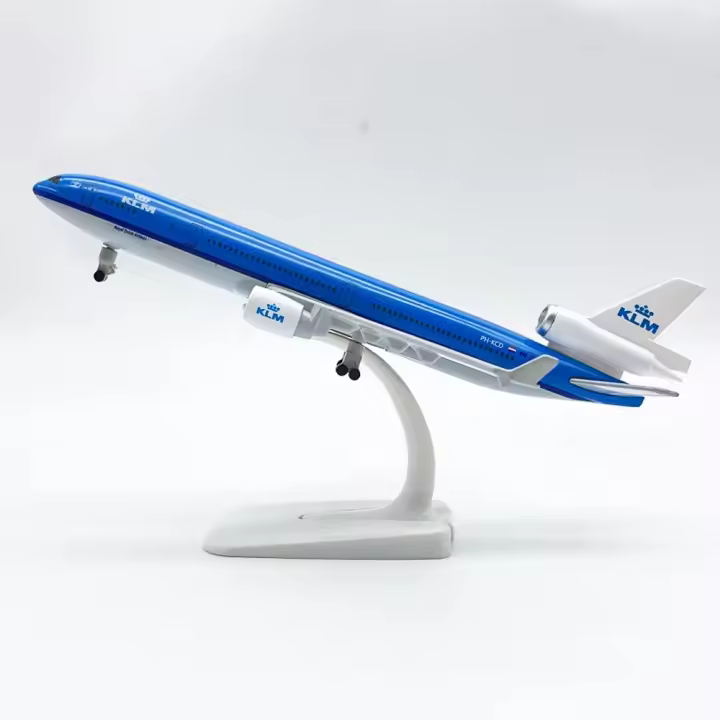 Nueva Modelo De Avión KLM Airlines De 20cm MD 11 Metálico Con Ruedas Y Aterrizaje Escala 1:400 Para Coleccionistas Y Juguetes - 1