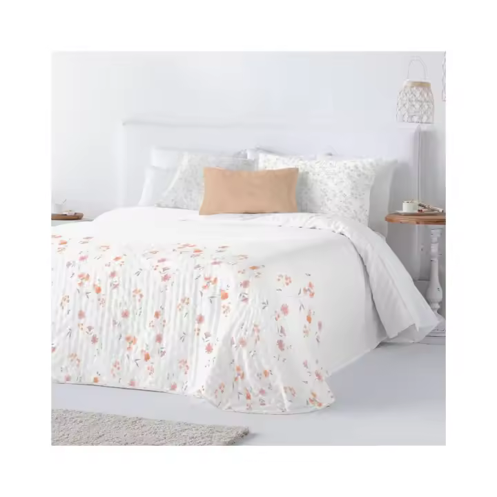 Colcha Bouti Abril Beige Fundeco Reversible: Estampado Floral Elegante y Confort Durante Todo el Año - 1