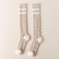 Calcetines De Velours Coral Para Mujer Con Plumas Gruesas Calcetines Térmicos Para Dormir Medio Cilindro Aislantes De Invierno - details 19