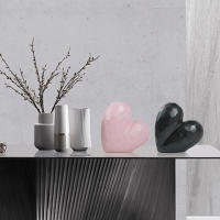 Estatua De Resina Dorada En Forma De Corazón Geométrico Decoración Moderna Para El Hogar Regalo Creativo Para Bodas Y Días De San Valentín - details 1