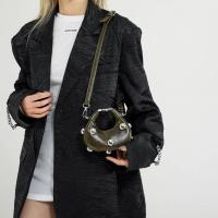 Bolso Mini Retro Versátil Para Mujer Con Gran Hebilla Lujo Diseñador Bolso Cruzado De Hombro Para Mujer Streetwear Material PU - details 3