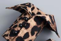 Pantalla De Mano Con Codos Para Mujer Estampado De Leopardo Estilo Retro Europeo Y Americano Con Borlas Decorativas 3D Versátil Para Mujer - details 12