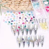 12 Grillas De Corazones Para Arte De Uñas Transparentes Piedras De Resina Joyería De Perlas Decoración De Manicura Rhinestone - details 1