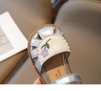 Sandalias De Cuero Para Niñas Princesa Verano 2024 Casual Versátil Retro Sin Tacón Bordado De Flores Suave Suela Medias - details 13