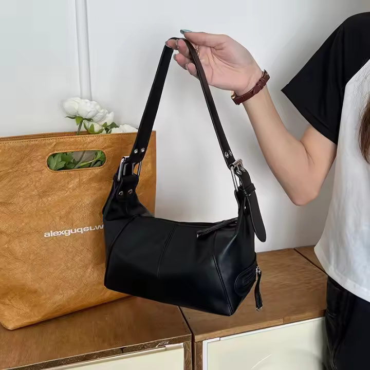 Bolso De Hombro Para Mujer Estilo Y2K Minimalista Bolso De Motocicleta Moda Callejera Con Cierre De Cremallera Material PU - 1