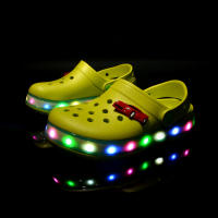 Zapatillas De Playa LED Para Niños Verano Zapatillas De Suela Planas Transpirables Con Luces Fluviadoras Para Niños Y Niñas Tallas 14-21 - details 3