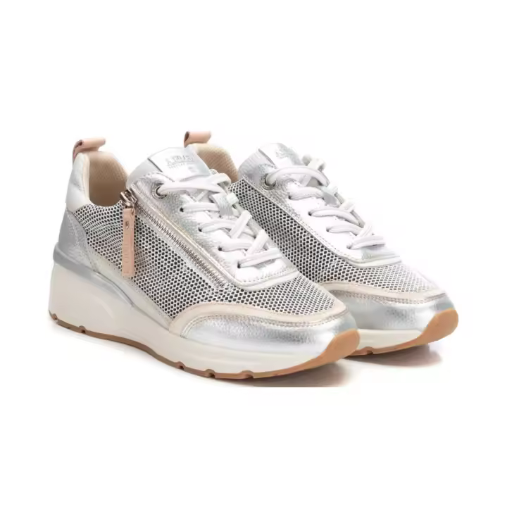 Shoes Deportivo marca Carmela para mujer en color plata - 1