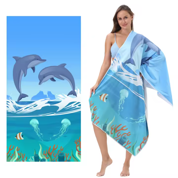 Toalla de playa de microfibra con diseño de delfín azul, ideal para natación, viajes, acampada y deportes. - 1