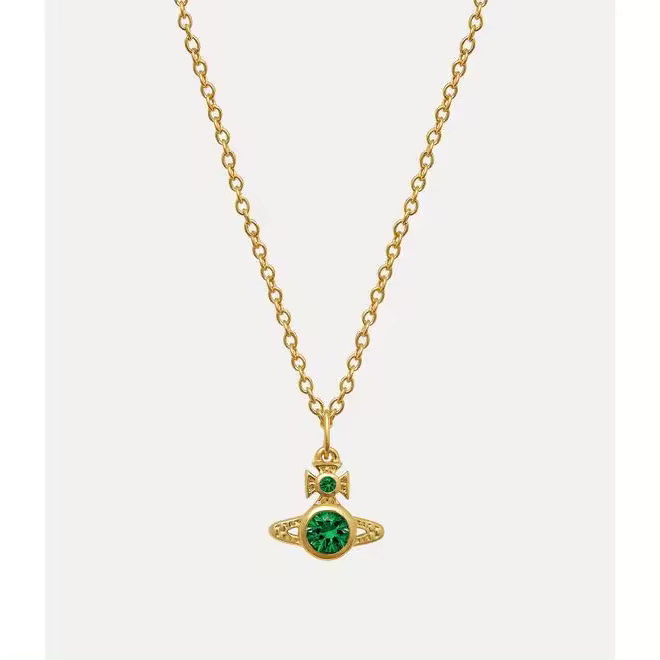 Collar Colgante de Esfera de Vivienne Westwood London, viene con una Caja De Regno original. Es El Giunte más original para Familiares y Amigás. - 1
