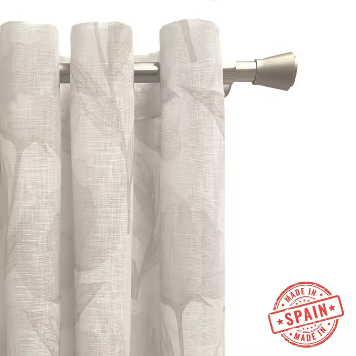 Cortina translúcida confeccionada en ollados. Visillo en estampación digital con ollados de alta calidad, combina diseño floral y colores naturales. Cortinas para salón, dormitorio y cocina. Hecha en España. - 1