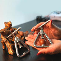 OmHome Abridor de nueces y alicates para cascanueces de acero inoxidable, herramienta multifuncional para cascanueces - details 1