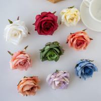 10PCS Flores Artificiales Rosa Silken Para Decoración De Hogar Accesorios De Fiesta Navidad Coronel De Cabeza Muñeca Flor - details 0