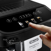 De'Longhi - Magnifica EVO. Acabado metálico, sistema de leche manual (agua caliente y leche), controles táctiles con iconos en color e iluminados, 4 recetas, limpieza automática, grupo difusor extraíble. ECAM290.21.B - details 1