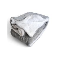 Manta Gruesa de Sofá y Cama Corazones en Color Gris Claro – Sedalina Suave con Sherpa, Calidez Garantizada- Mercatienda - details 3