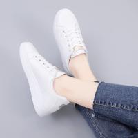 Zapatos Blancos Pequeños Para Mujer 2023 Otoño Bordados De Rosa Suela Gruesa Cuero Casual Estudiantes Zapatos Plataforma - details 3