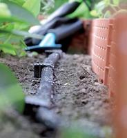 Paquete de 100 anclajes para Manguera de Jardín, anclajes de fijación con estacas para Manguera de Goteo, Manguera de cuentes - details 1