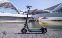 JOYOR C10 Patinete Scooter eléctrico plegable, Motor 500W, Batería 48V 10.4Ah, neumáticos 10", velocidad máxima 45km/h, autonomía 30-40km, carga máxima 120kg, frenos de disco delanteros y traseros, adecuado para desplazamientos urbanos diarios al aire - details 2