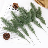 10PCS Ramas De Pino Artificial Hojas Verdes Falsas Para Decoración De Navidad Fiesta Casera Boda Jardín Adorno Planta De Árbol - details 1