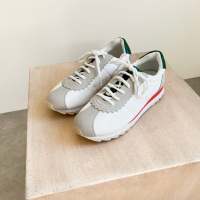 Zapatilla Corina blanca con gris , rojo y verde - details 2
