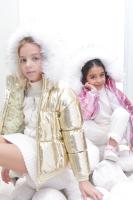 PETIT ALO - Abrigo Dorado Puffer Acolchado Efecto Metalizado tipo Plumas para Niña Abrigo con Capucha y Pelo - details 0