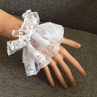 Pulseras De Encaje Negro Con Floral Ruffle Para Mano Lolita Cuff De Muñeca Elegante Guantes Cortos Para Damas Gloves De Halloween - details 5