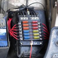 Soporte De Fusible Para Coche Barco Con Bloque De Fusible De 12 Maneras Y Indicador De Advertencia Panel De Distribución De Energía 12V~24V - details 7
