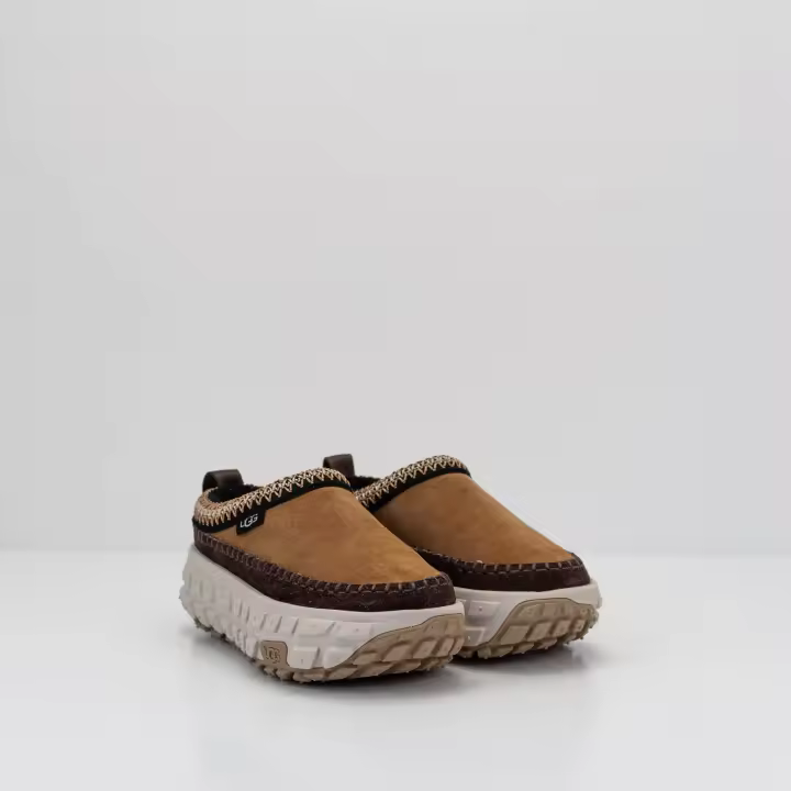 ZUECO - UGG - VENTURE DAZE - 1