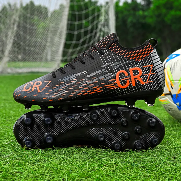 Nuevos zapatos de fútbol profesionales para hombre, botines deportivos transpirables Unisex, envío directo, botas de fútbol ultraligeras antideslizantes para exteriores - 1