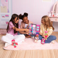BFF BY BEBÉS LLORONES S2 Jassy | Muñeca Fashion Coleccionable con Pelo Largo, Ropa de Tela y 9 Accesorios - Juguete de Regalo para niños +5 Años - details 5