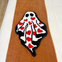 Alfombra De Terciopelo Suave Y Antideslizante En Negro Y Blanco Con Diseño De Fantasma Y Corazón Hecho a Mano Para Halloween Decoración De Pared En El Pasillo Alfombra De Baño - details 5