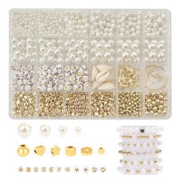 Kit De Joyería Con Perlas Imitación Y Letras Gold Alfabéticas Con Accesorios Con Espaciadores De Plata Esmaltada Y Conchas Para Creación De Joyas - details 0