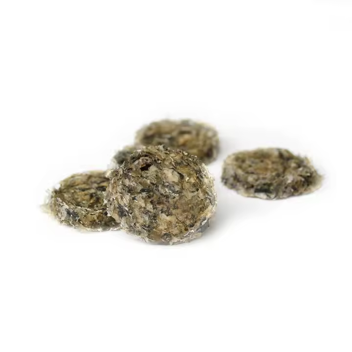 Sanadog Medallones de Bacalao con Manzana para Perros - Digestivo - Rico en Omega3 y Omega6 - Cubo de 500g - 1