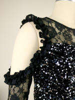 Vestido De Velours Negro AOMEI Para Mujer Con Lentejuelas Y Encaje Manga Larga Vintage Escote Hombro Frío Lujo Brillante Para Fiesta De Noche Y Premios - details 6