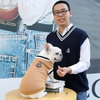 Chaleco De Punto Para Perro Y Gato Estilo Universitario Con Cuello V Teddy Bomei Diversión Para Todas Las Estaciones Especialmente Otoño E Invierno - details 19