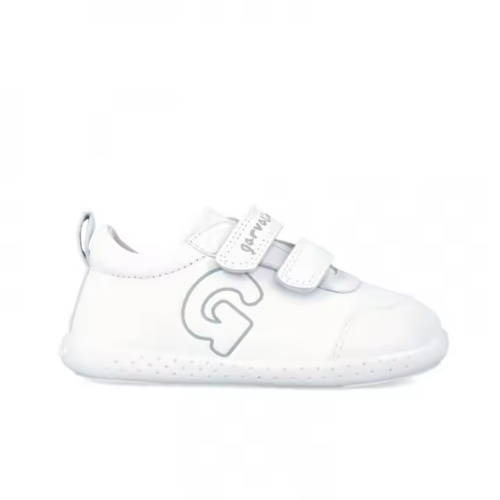 Calzado Respetuosos marca Garvalin modelo 242324-A para unisex en color blanco - 1