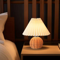 BIT Lámpara de mesa con falda plisada, lámpara de mesita de noche moderna con pantalla beige, base de metal de ratán, lámpara de mesa para dormitorio, sala de estar, decoración de oficina en casa con bombilla E12 - details 4