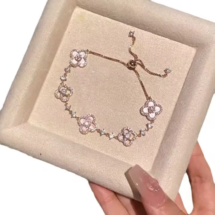 Pulsera de flores de color rosa 2024 nuevo otoño e invierno mil de oro temperamento nicho de cien con pulsera de moda - 1