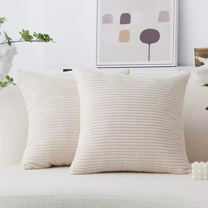 Juego de 2 fundas de almohada decorativas de terciopelo a rayas para sofá cama, color queso crema, 45 x 45 cm, 45 cm - 1