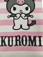 🖤🎀Toalla de Microfibra Kuromi - My Melody -Sanrio - Producto oficial Disney - Secado rápido con tus Personajes Favoritos como Mickey y Stitch - Toalla de Playa y Baño Multiusos - Mommata - details 2
