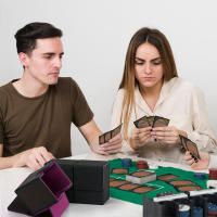 Caja De Almacenamiento De Tarjetas MTG Deck Box De Cuero PU Para Juegos De Cartas TCG Capacidad Para 100+ Tarjetas Con Fundas - details 4