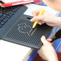 Tablero De Dibujo Magnético Para Niños Con Pluma Magnética Y Tabla De Borrado Educativo Juguetes Para Aprendizaje De Dibujo Regalo Para Niños - details 5