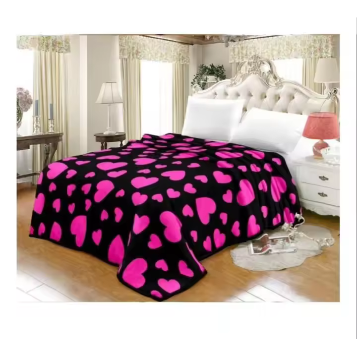 Manta Terciopelo Estampada de Corazón / 200x240cm 100% poliéster para cama 135/150cm 3KG - 1