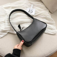 Bolso De Hombro Para Mujer En Cuero PU Elegante Y Sólido Bolso De Axila De Lujo Diseñador De Alta Calidad Estilo Fashion - details 6