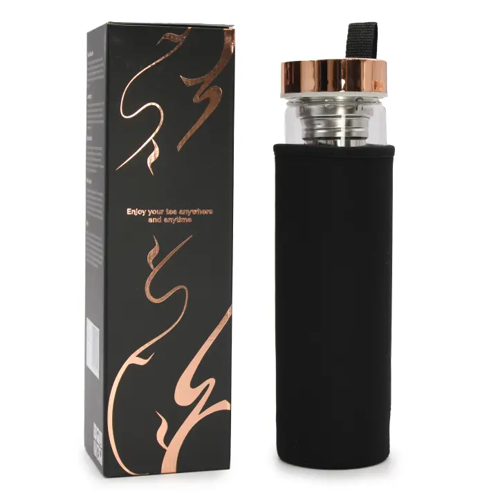 Viva Esencia Botella de Cristal con Infusor Oro Rosa y Ónix – Ideal para Té, Infusiones Calmantes y Bebidas Detox | Diseño elegante, libre de BPA, con funda protectora y filtro extraíble | Responsable en Europa: AW Artisan - 1