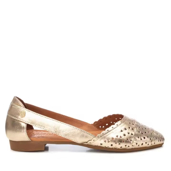 Calzado Bailarinas marca Carmela modelo 16158106 para mujer en color metal - 1