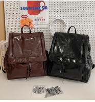 Bolso tipo mochila para el hombro con colgante, moderno, sencillo, informal y de gran capacidad para mujer, con textura y estilo. - details 10