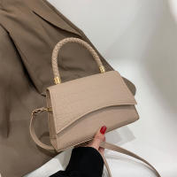 Bolso De Hombro De Cuero PU Sólido Para Mujer Bolso De Mano Pequeño De Diseñador Moda Bolso Cruzado De Lujo Con Asa Superior - details 22