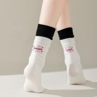 Calcetines De Algodón Rosados Retro Coreanos Para Mujeres Con Etiqueta En Inglés Y Rayas Cómodos Y Suaves Calcetines Deportivos De Media Caña Para Primavera Y Otoño - details 6