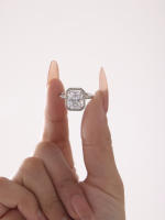 Encanto Anillo cuadrado de circón blanco para mujer, anillo de dedo de promesa de pareja chapado en oro de acero inoxidable de alta calidad, accesorios de boda de lujo, no se decolora, anillo de dedo índice de lujo ligero a la moda de acero de titanio - details 6